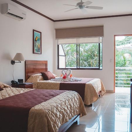 Hotel Arenas En Punta Leona Las Agujas Екстериор снимка