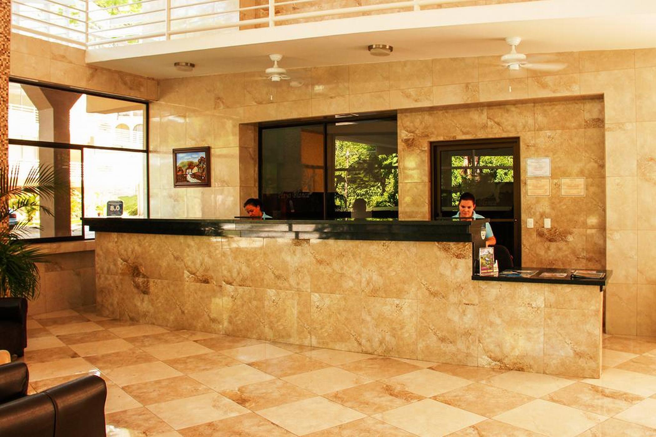 Hotel Arenas En Punta Leona Las Agujas Екстериор снимка