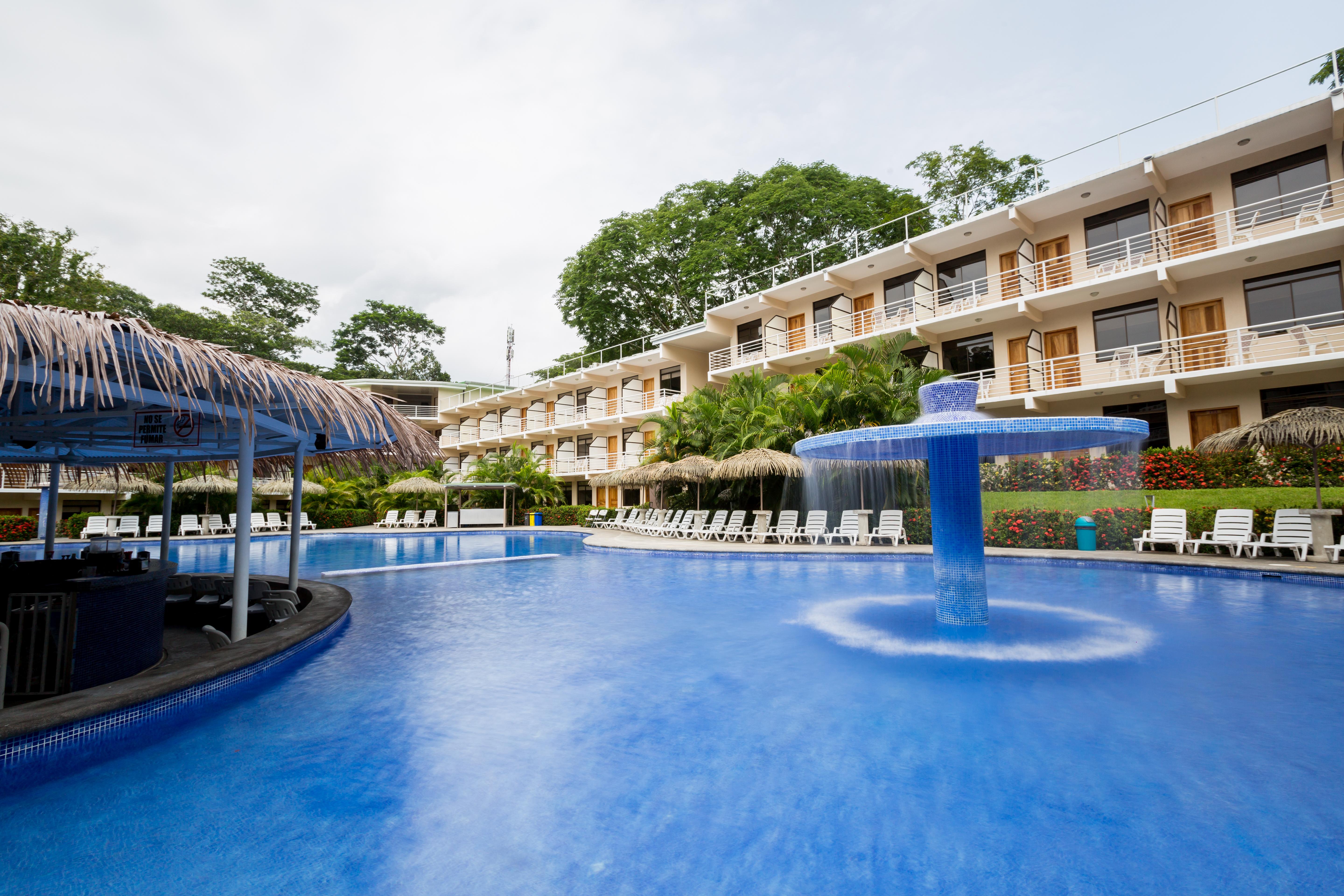 Hotel Arenas En Punta Leona Las Agujas Екстериор снимка